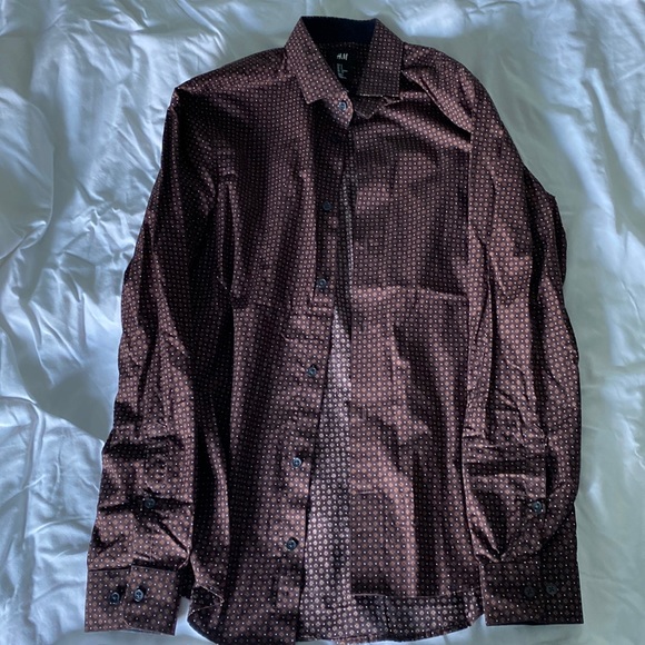 H&M Slim Fit Shirt - Picture 1 of 3